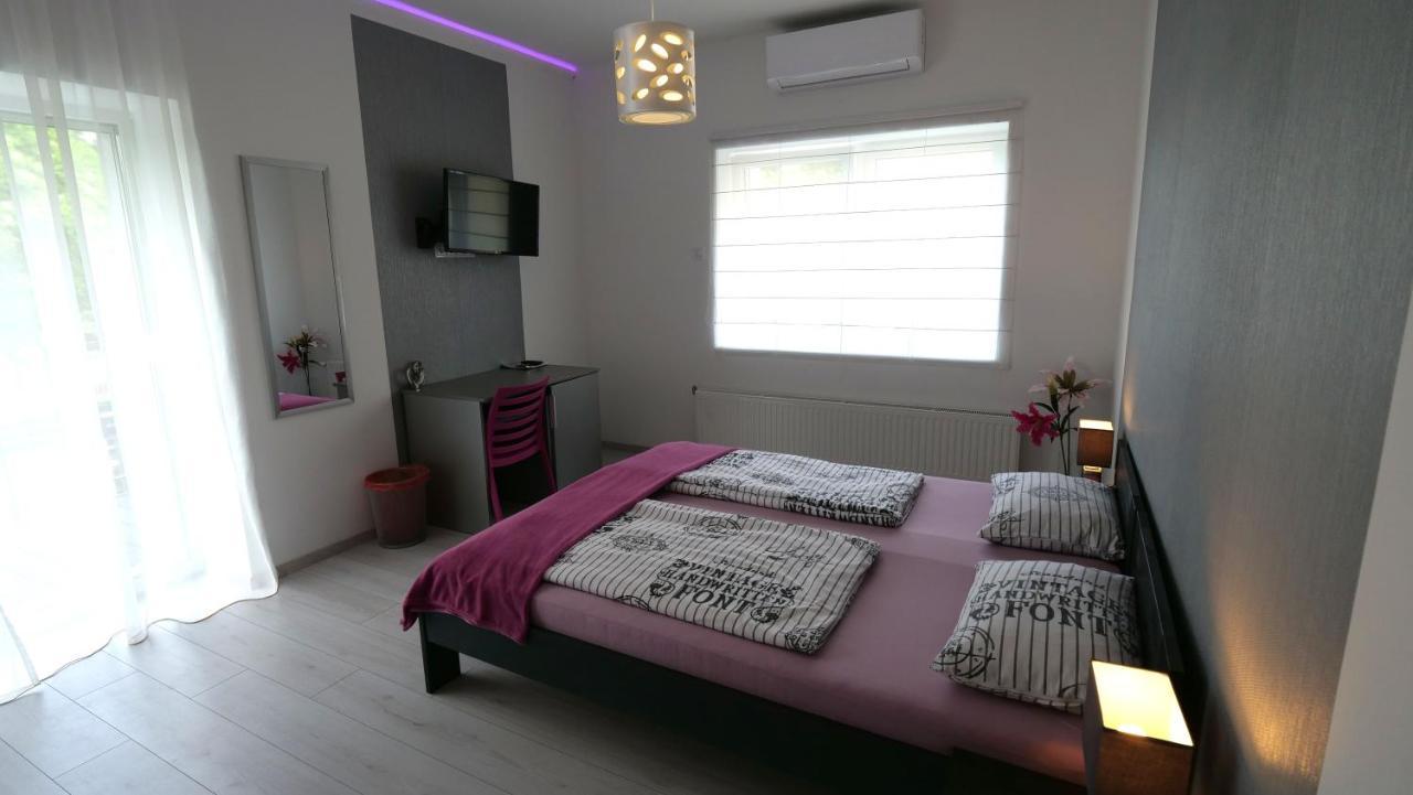 Anna Villa Fuered Boutique Rooms Балатонфюред Экстерьер фото
